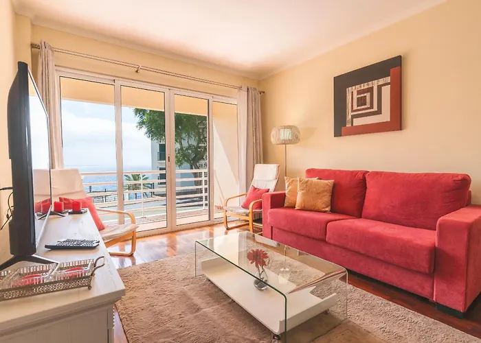 Strelitzia By Ah Appartamento Caniço